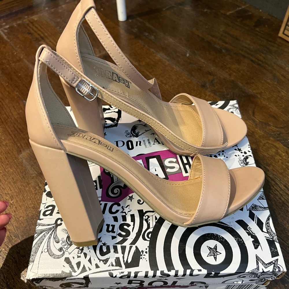 Nude chunky heels